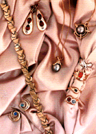 velvet3sm.gif (29481 bytes)