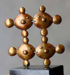 Puffer fish Pen sculpture